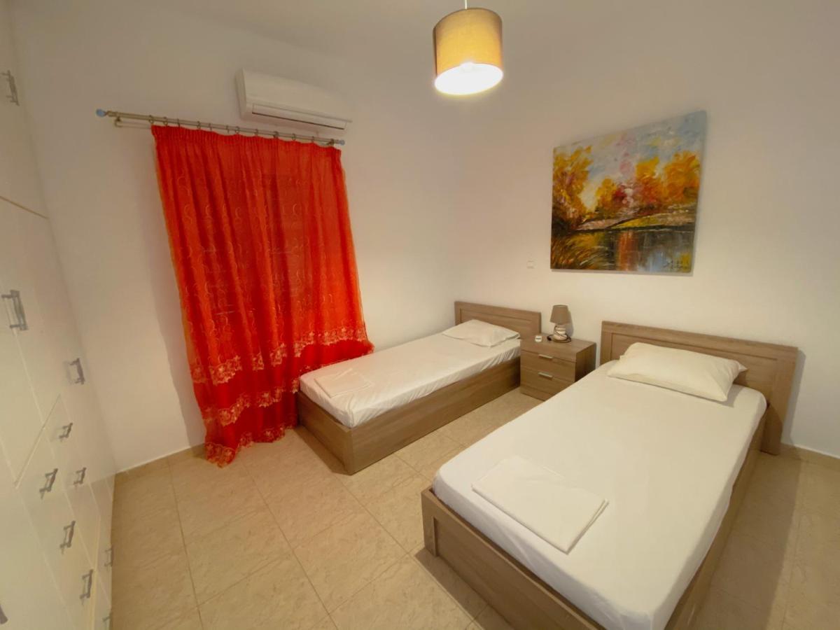 Sifneiko Arxontiko Hotel แฟรอส ภายนอก รูปภาพ