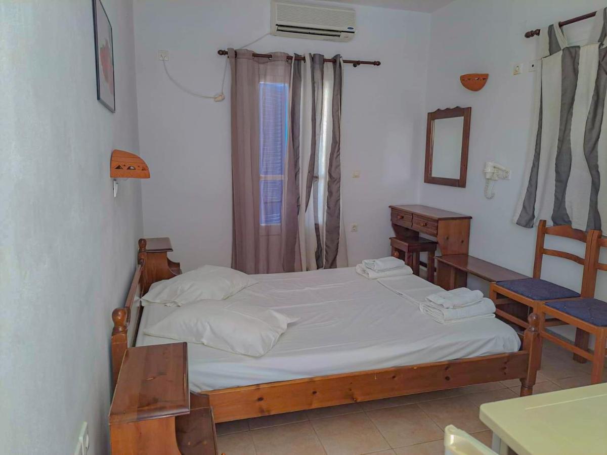 Sifneiko Arxontiko Hotel แฟรอส ห้อง รูปภาพ